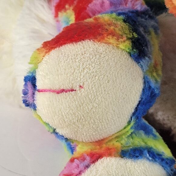 Fiesta Tie Dye Wolf Plush 10" Great Wolf Lodge Collectible Stuffed Animal - Picture 11 of 16